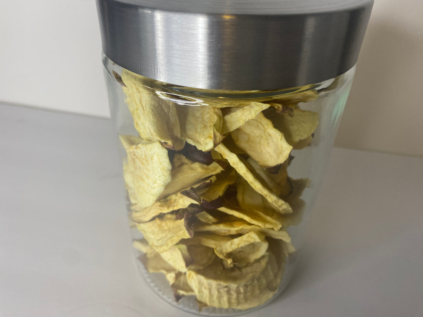 Dehydrated plain Apple Chips Snacks