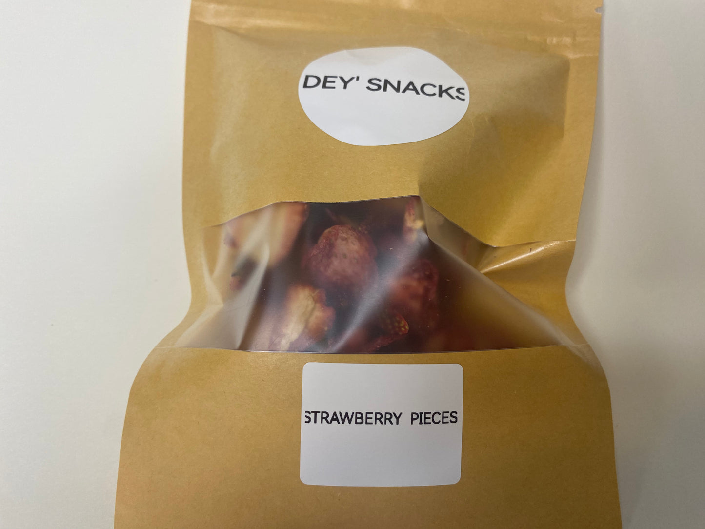 Dehydrated Strawberry Snacks