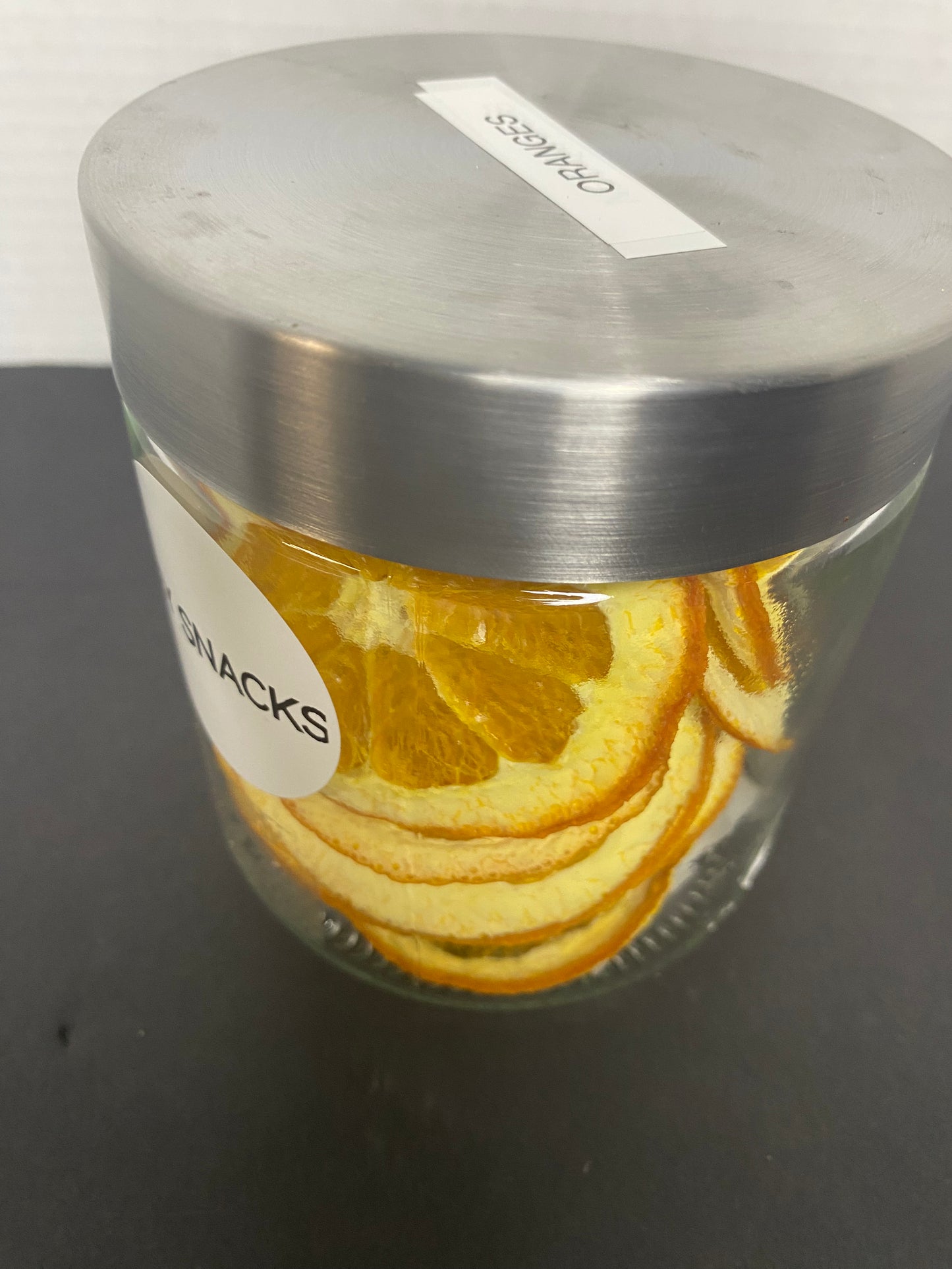 Dehydrated orange slices